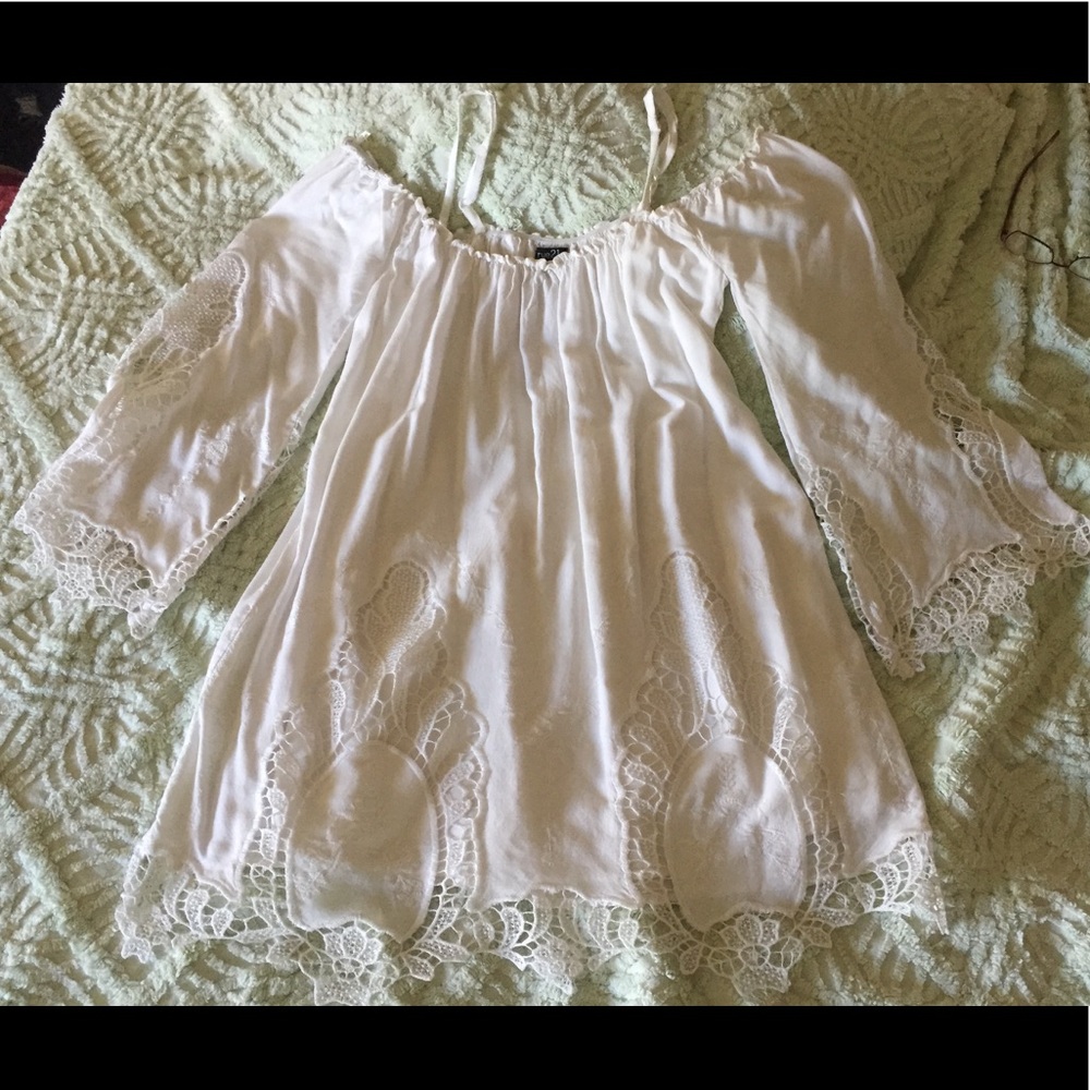 White lace tunic/dress